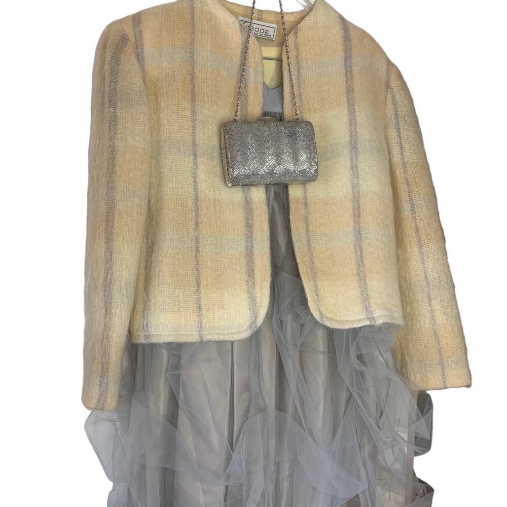 Rare find vintage 1970s Mohair jacket blazer yellow gray white soft plaid 6